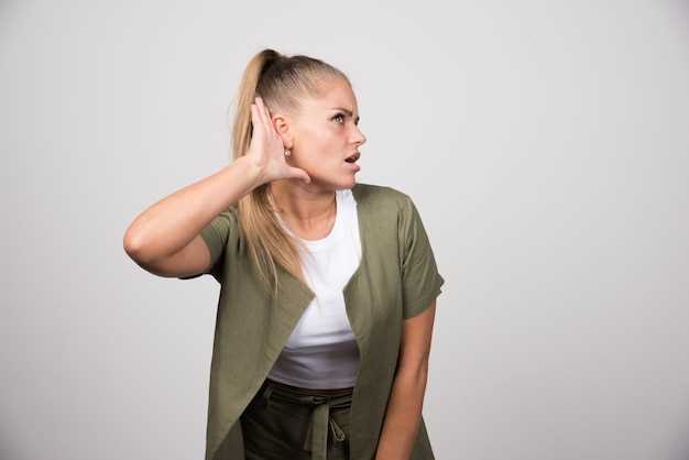 Какие симптомы указывают на пробки в ушах?